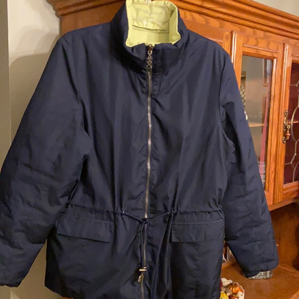 Like new womens size medium Zero Xposur  winter coat down filled .